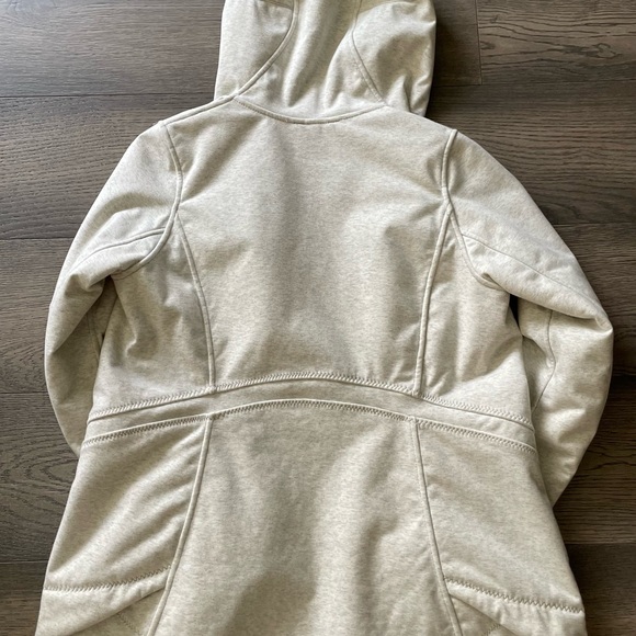 Lululemon
Cozy Up Buttercup Jacket - Picture 4 of 5